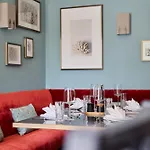 호텔 Strandhotel 징스트