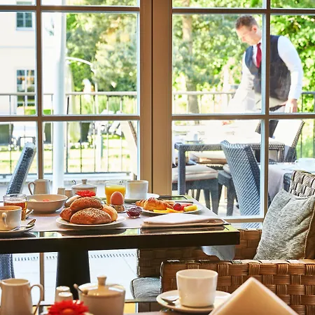 Strandhotel Otel Zingst