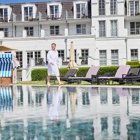 فندق Strandhotel 5*