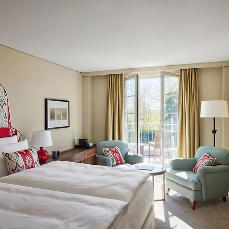 Strandhotel Hotel 5*