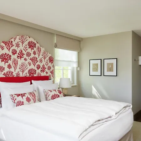 Strandhotel 5* زنغست