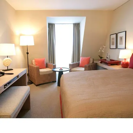 Strandhotel 5* زنغست