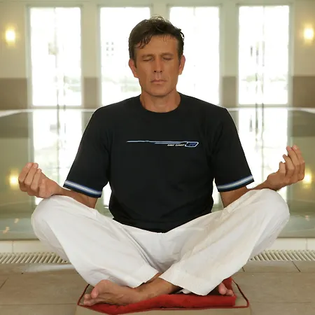 Strandhotel Hotel 5*