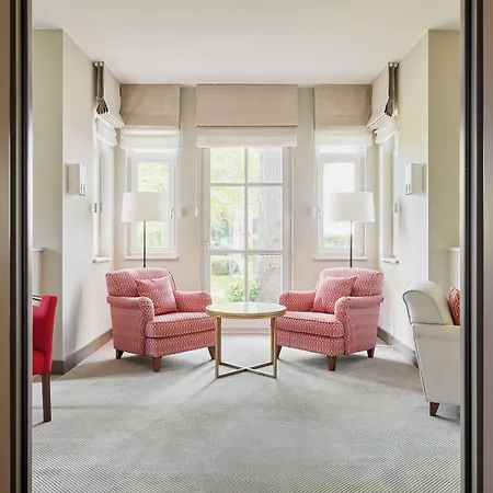 Strandhotel فندق زنغست