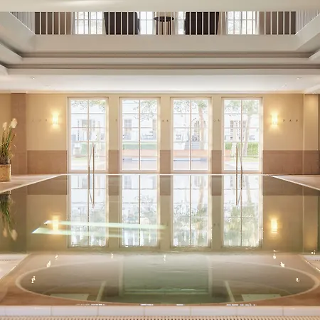 Strandhotel Otel 5*